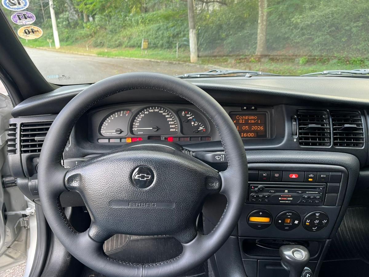 Vectra - Foto #22 do anúncio à venda de Carro clássico
