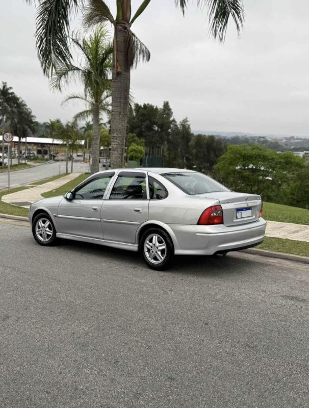 Vectra - Foto #10 do anúncio à venda de Carro clássico