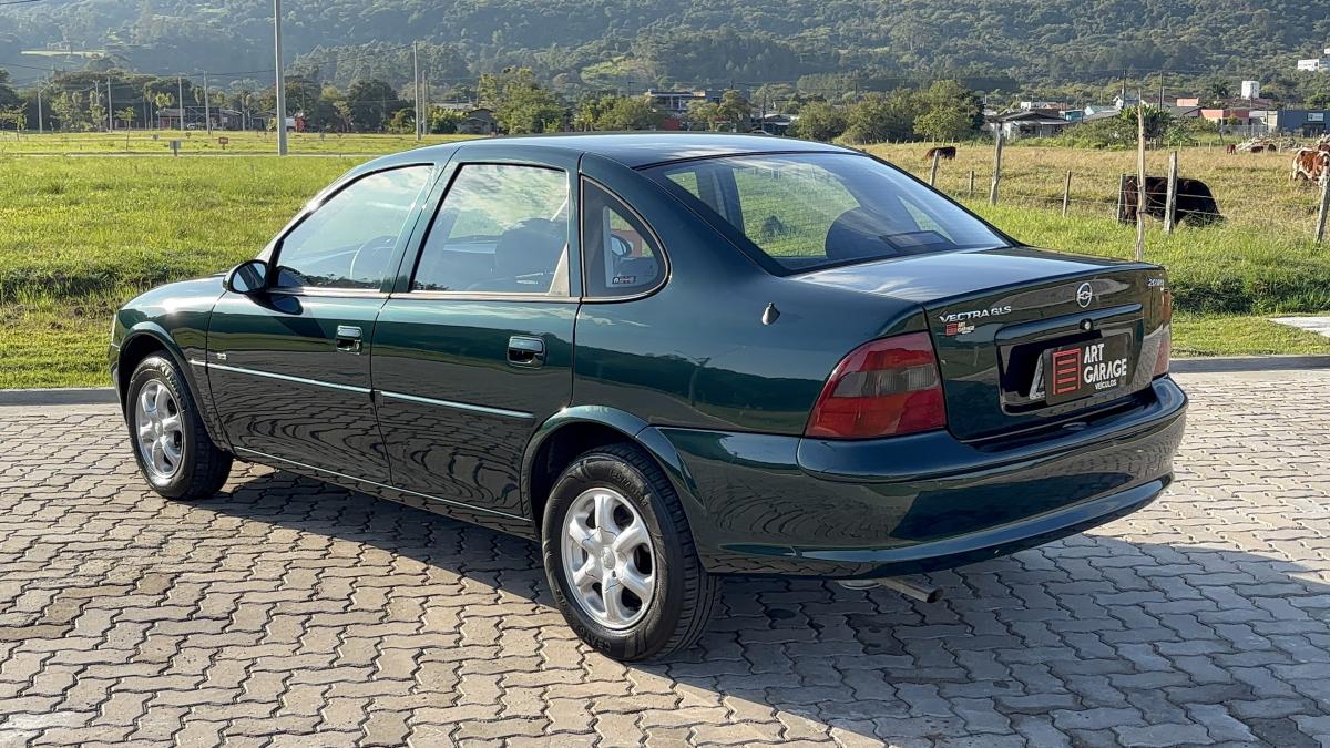 Vectra - Foto #2 do anúncio à venda de Carro clássico