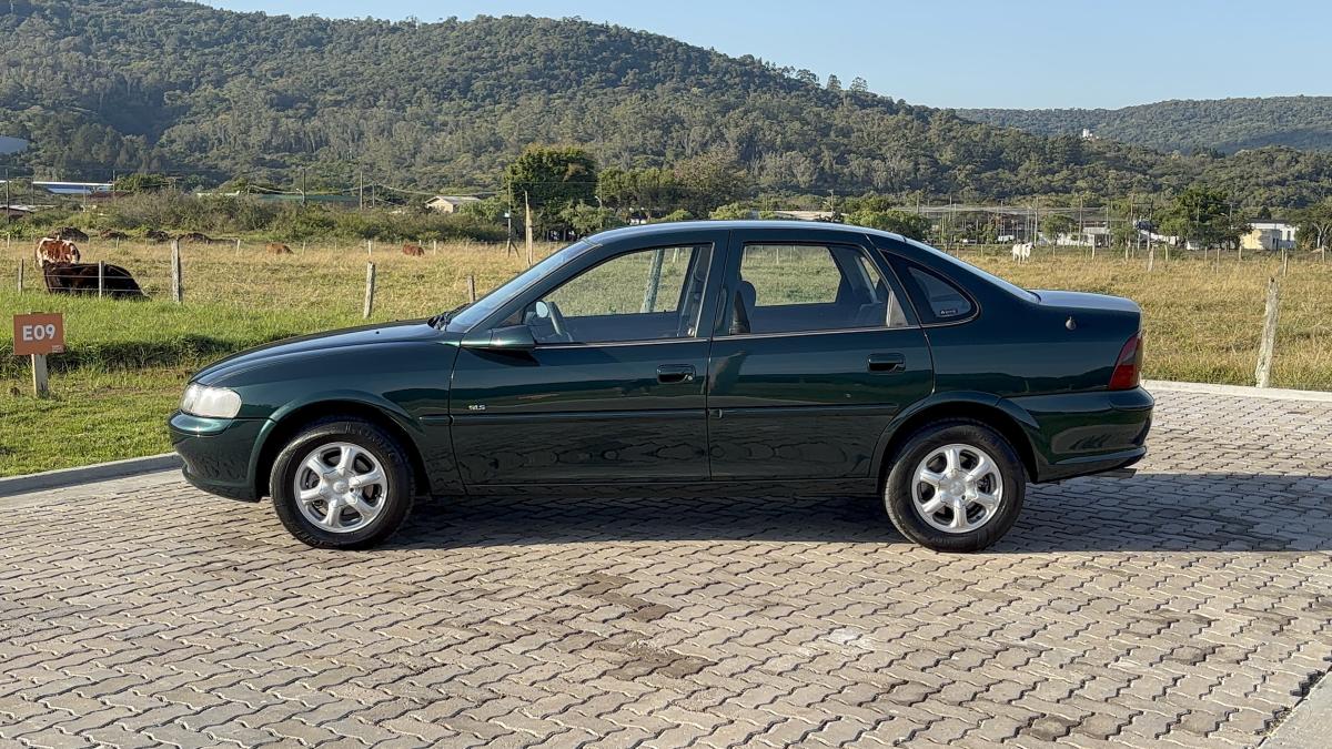 Vectra - Foto #7 do anúncio à venda de Carro clássico