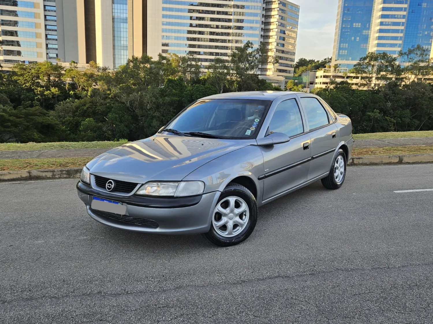 Vectra - Foto #2 do anúncio à venda de Carro clássico