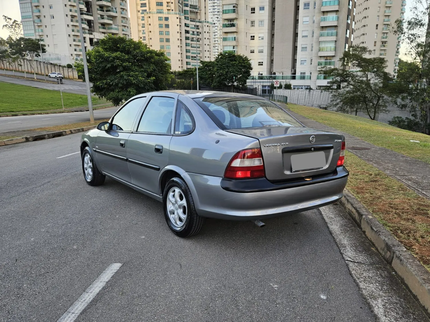 Vectra - Foto #6 do anúncio à venda de Carro clássico
