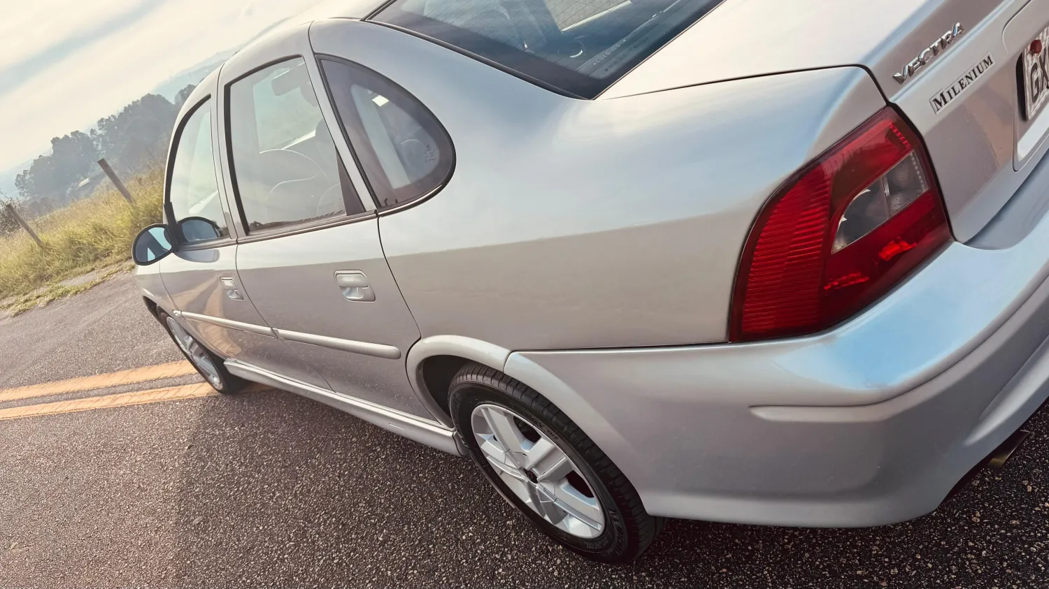 Vectra - Foto #30 do anúncio à venda de Carro clássico