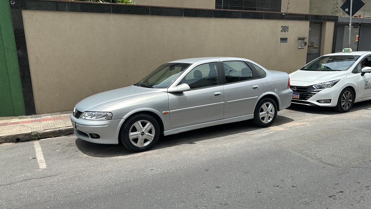 Vectra - Foto #5 do anúncio à venda de Carro clássico