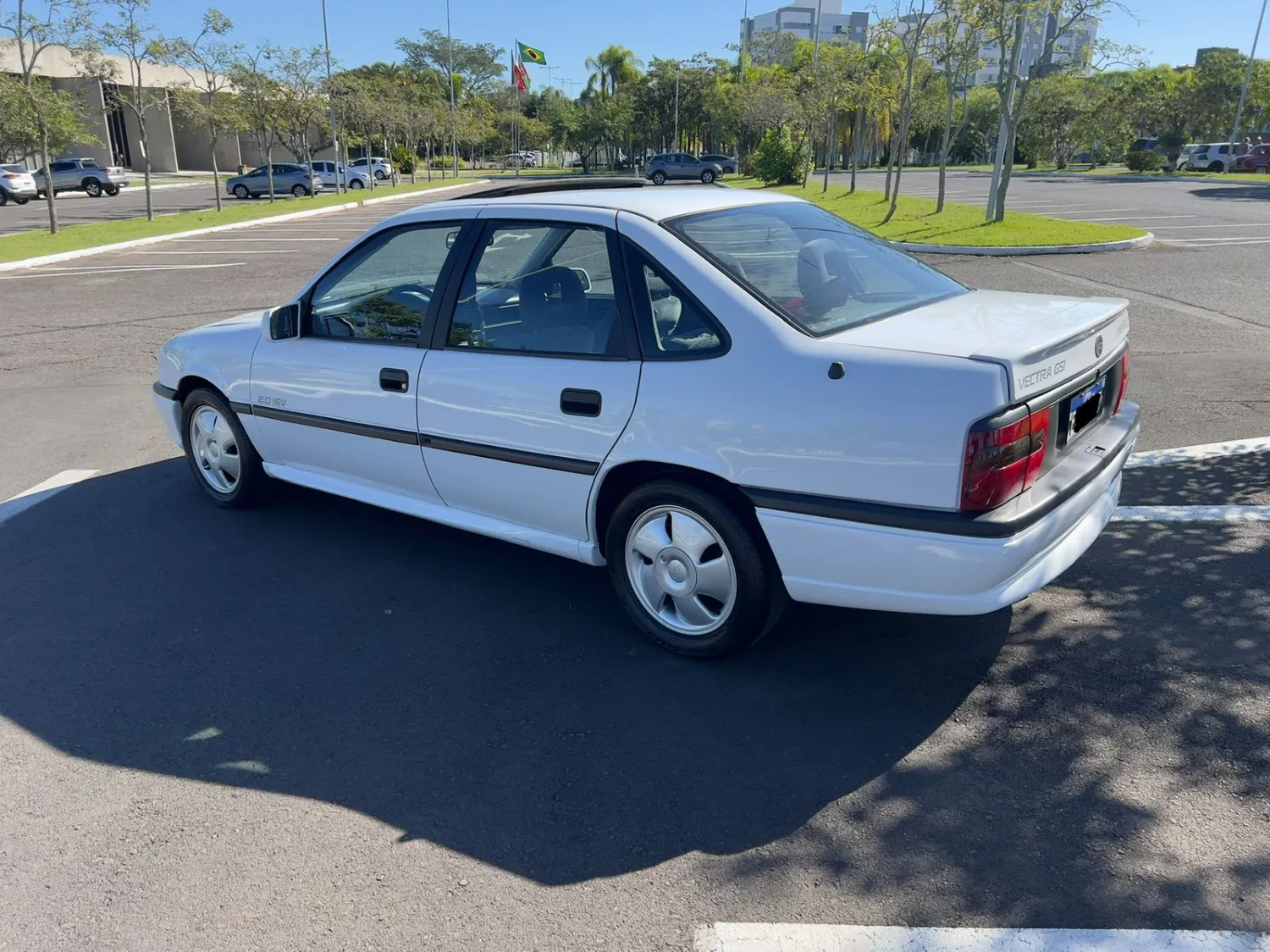 Vectra - Foto #3 do anúncio à venda de Carro clássico