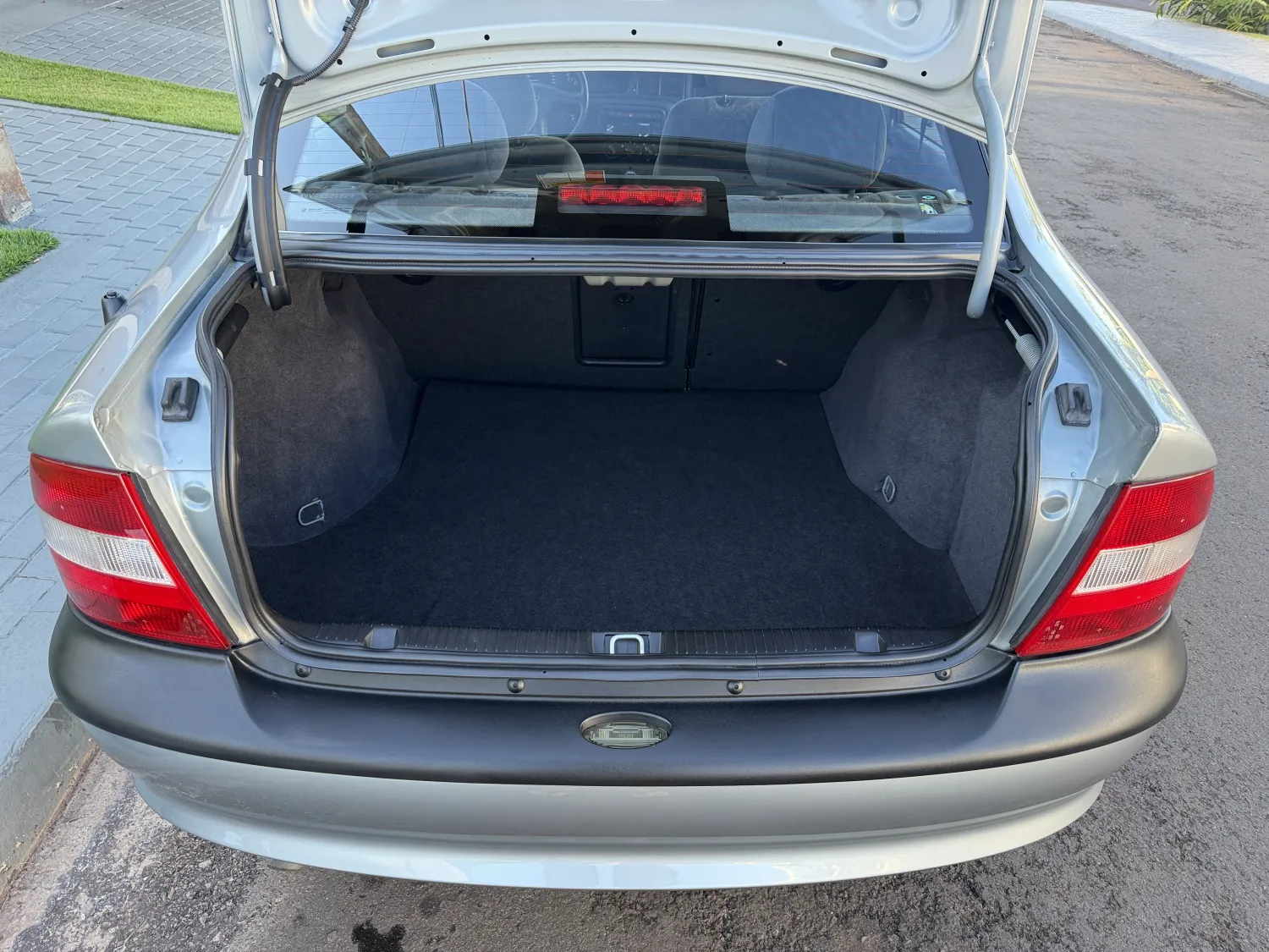 Vectra - Foto #8 do anúncio à venda de Carro clássico