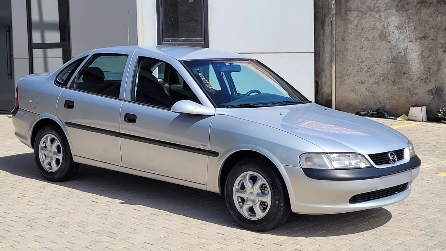 Vectra - Foto #2 do anúncio à venda de Carro clássico