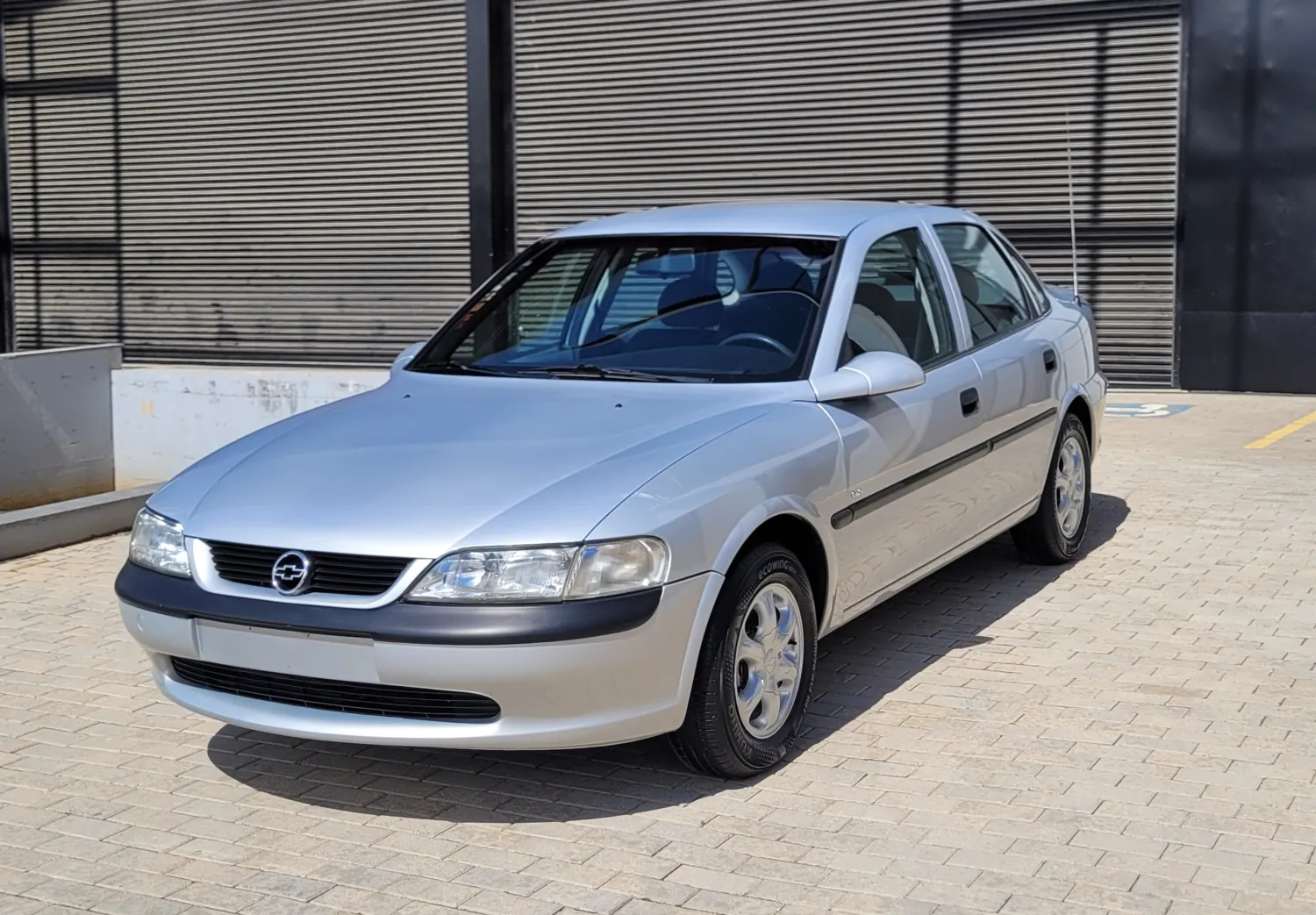 Vectra - Foto #5 do anúncio à venda de Carro clássico