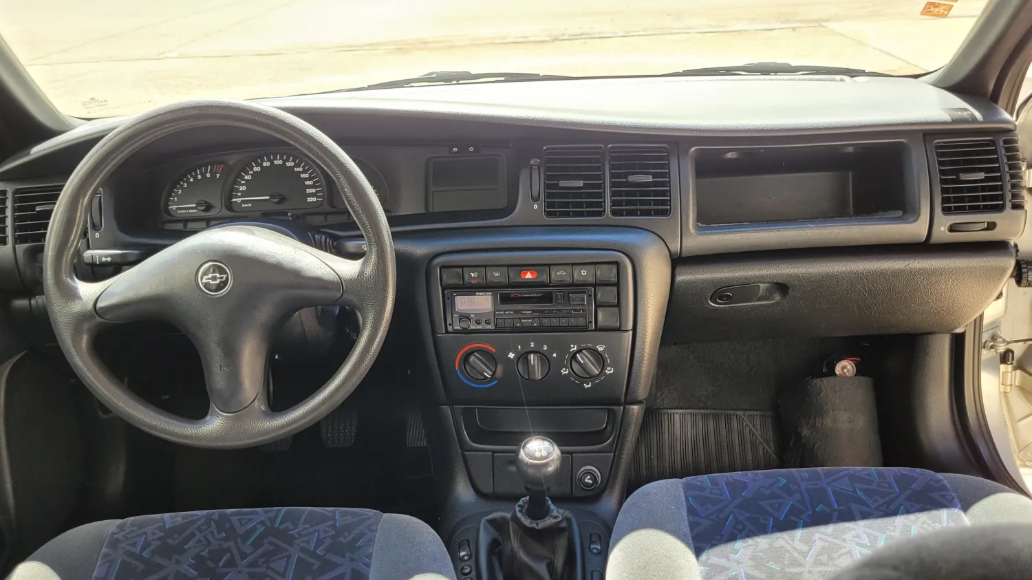 Vectra - Foto #17 do anúncio à venda de Carro clássico