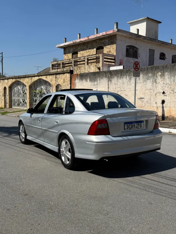 Vectra - Foto #9 do anúncio à venda de Carro clássico