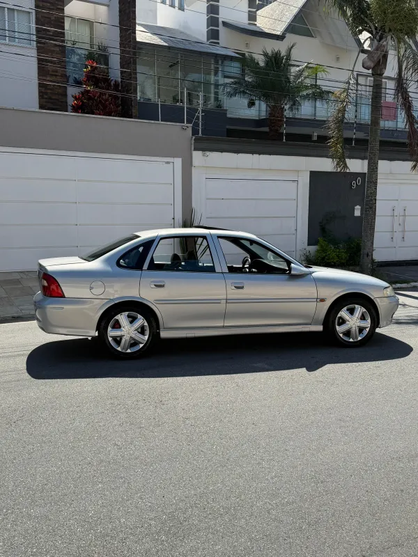 Vectra - Foto #16 do anúncio à venda de Carro clássico