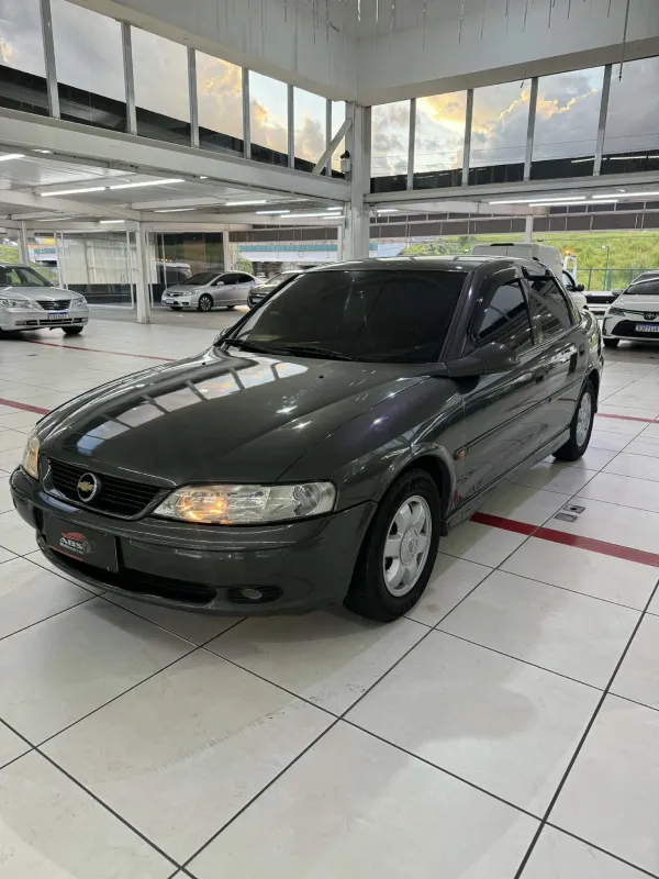 Vectra - Foto #2 do anúncio à venda de Carro clássico