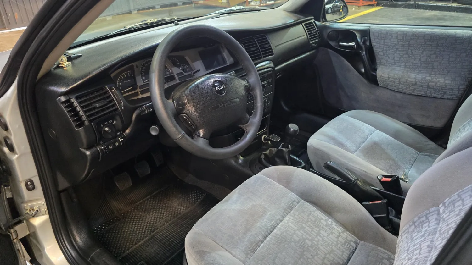 avv-chevrolet-vectra-venda-f29a0cf-imagem-009