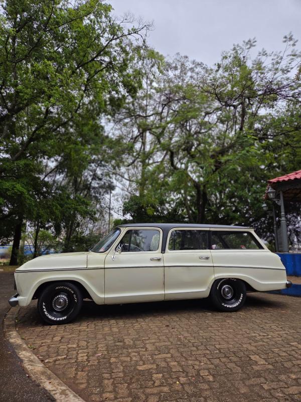 Veraneio - Foto #5 do anúncio à venda de Carro clássico