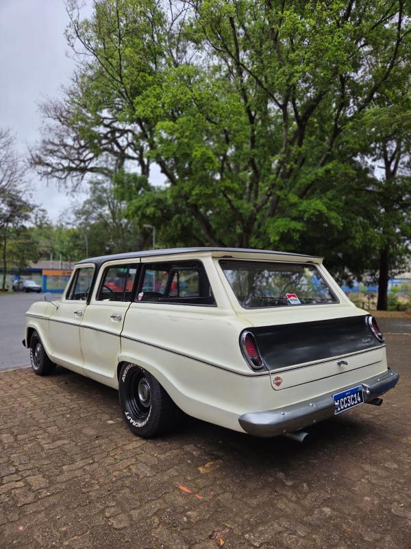 Veraneio - Foto #9 do anúncio à venda de Carro clássico