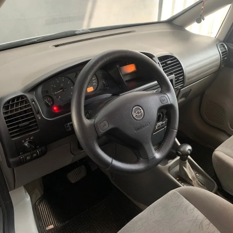 avv-chevrolet-zafira-cd-automatico-venda-nrb1jdw-imagem-006