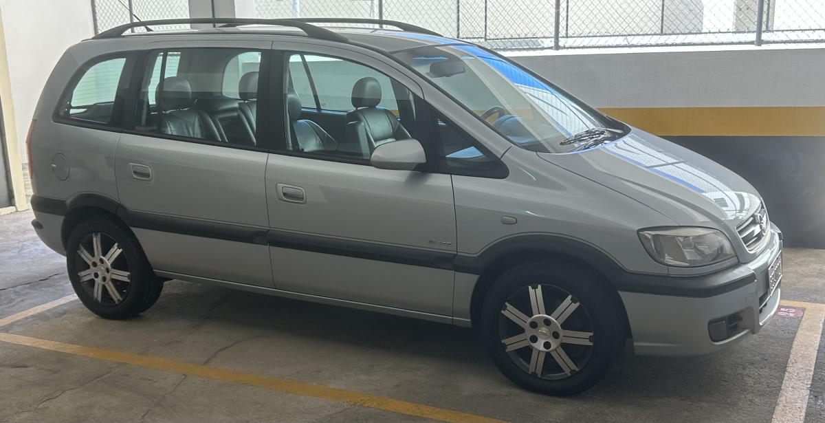 Zafira - Foto #11 do anúncio à venda de Carro clássico