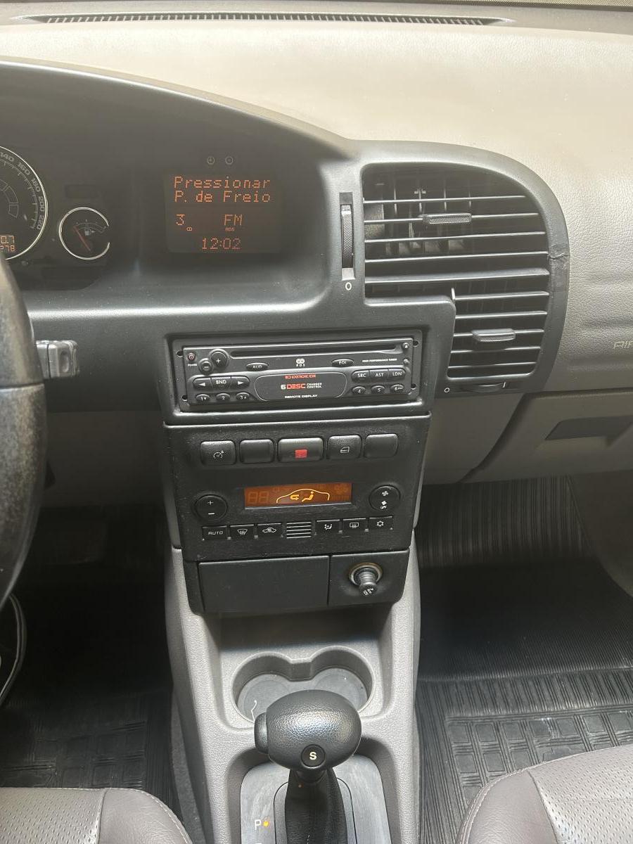 Zafira - Foto #12 do anúncio à venda de Carro clássico