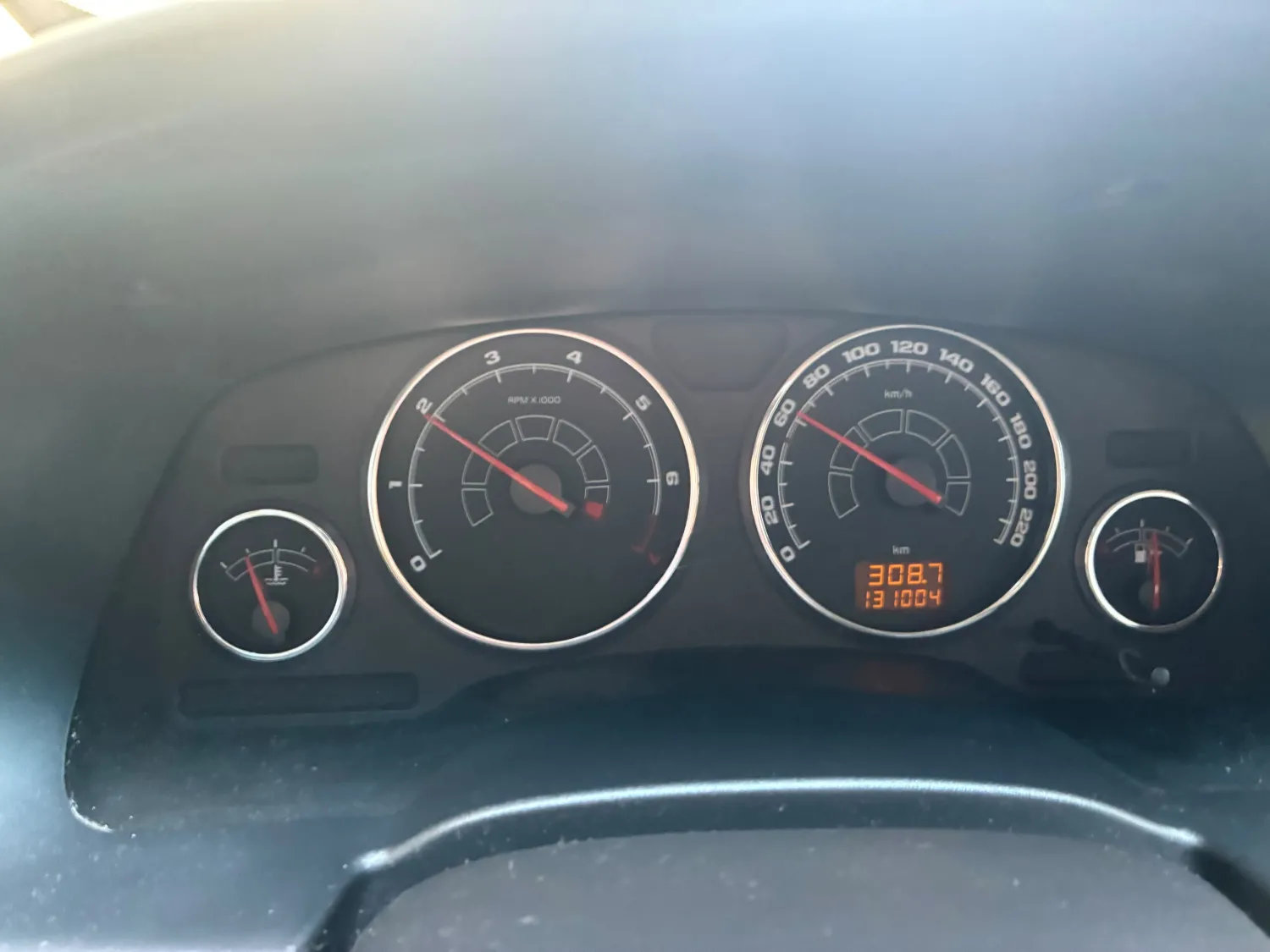 avv-chevrolet-zafira-venda-74f4648-imagem-004