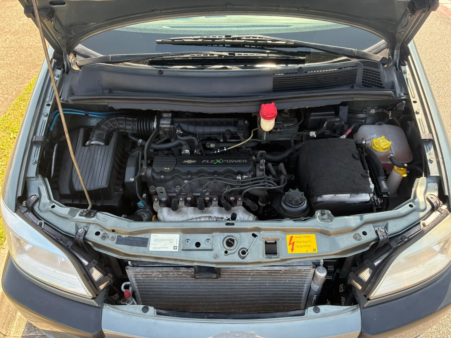 avv-chevrolet-zafira-venda-74f4648-imagem-005