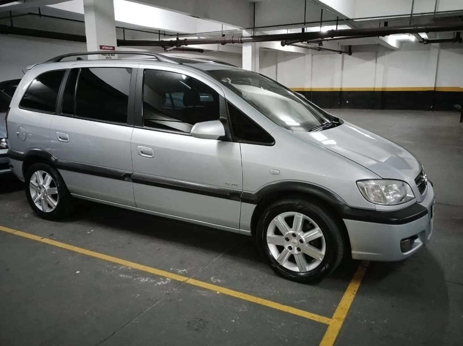 Zafira - Foto #5 do anúncio à venda de Carro clássico