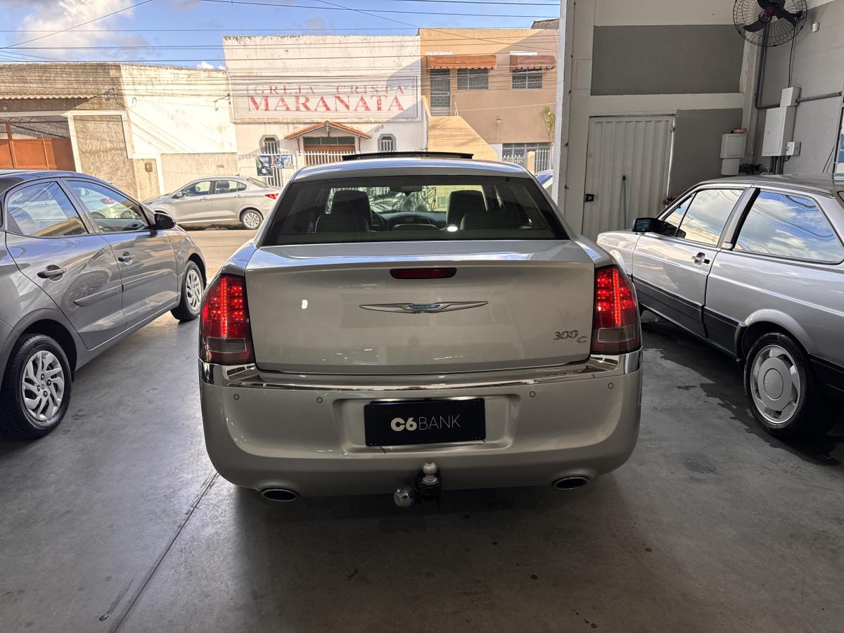 300C - Foto #4 do anúncio à venda de Carro clássico