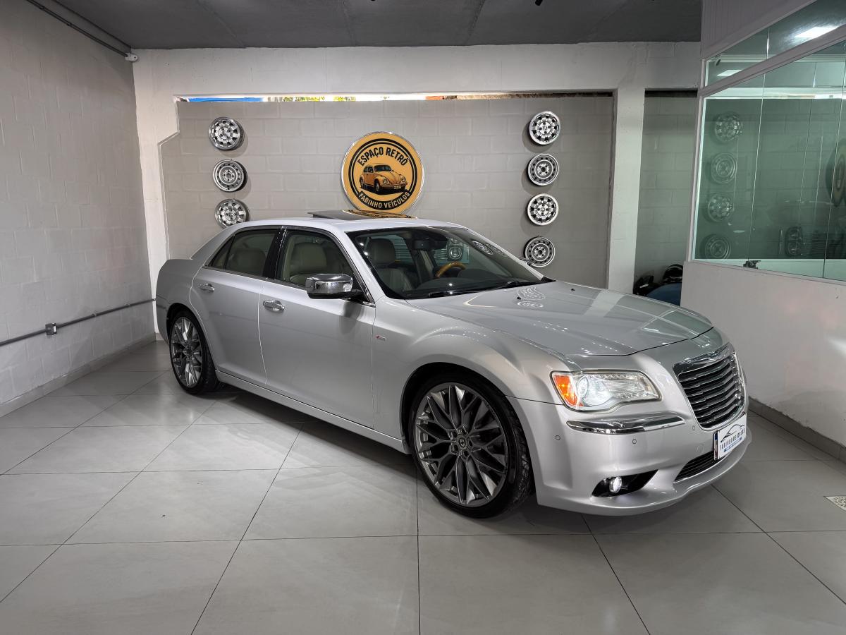 300C - Foto #13 do anúncio à venda de Carro clássico