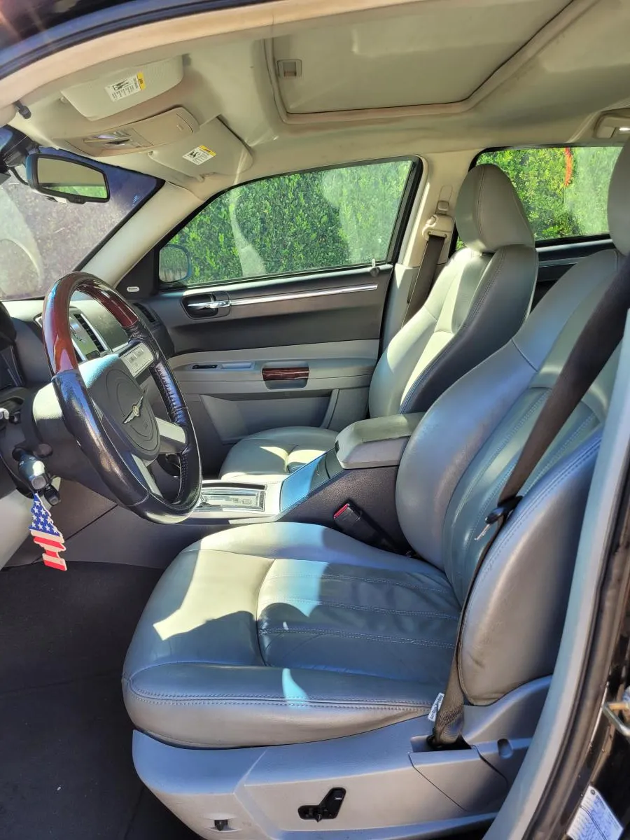 300C - Foto #4 do anúncio à venda de Carro clássico