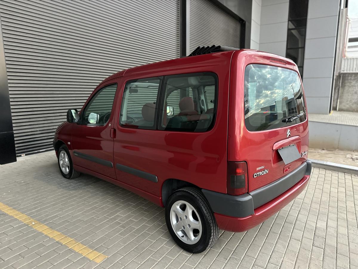 Berlingo - Foto #6 do anúncio à venda de Carro clássico