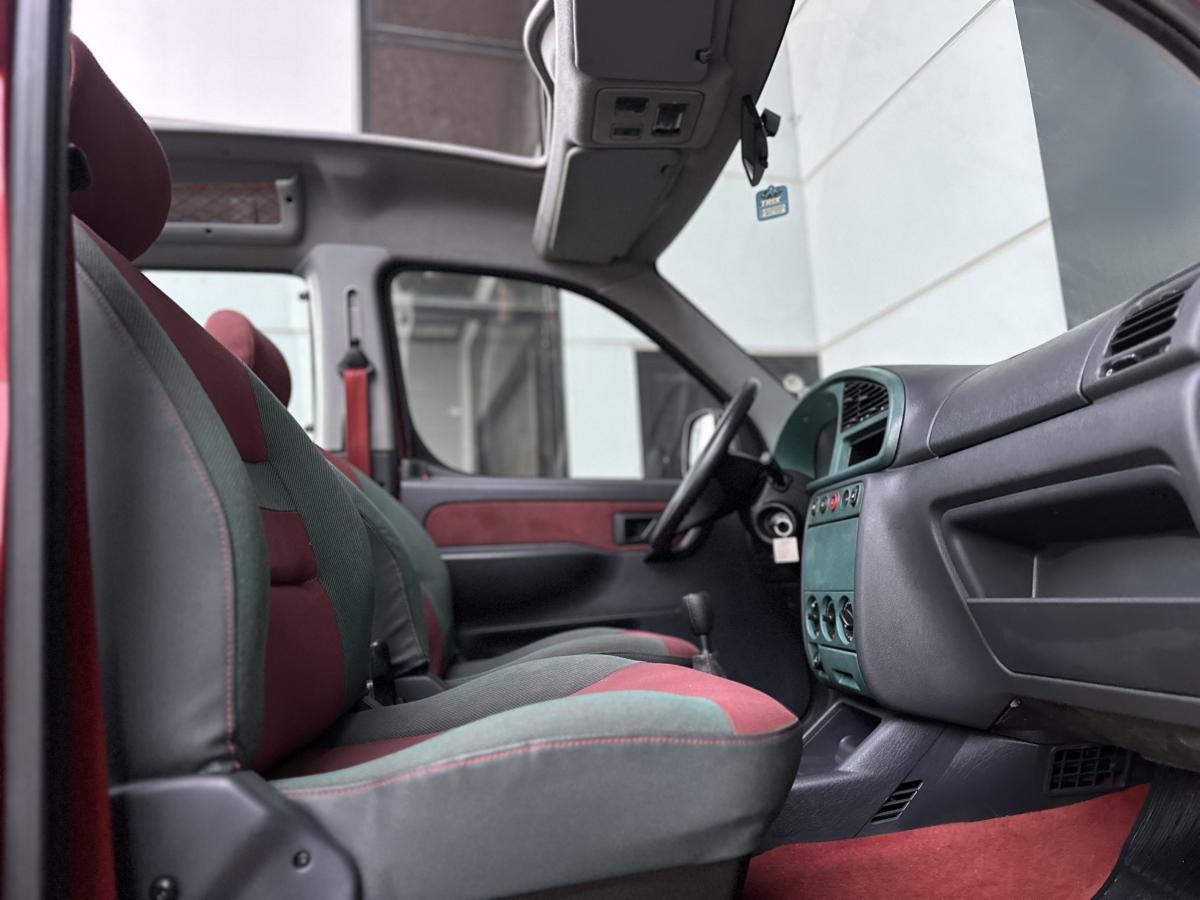 Berlingo - Foto #9 do anúncio à venda de Carro clássico