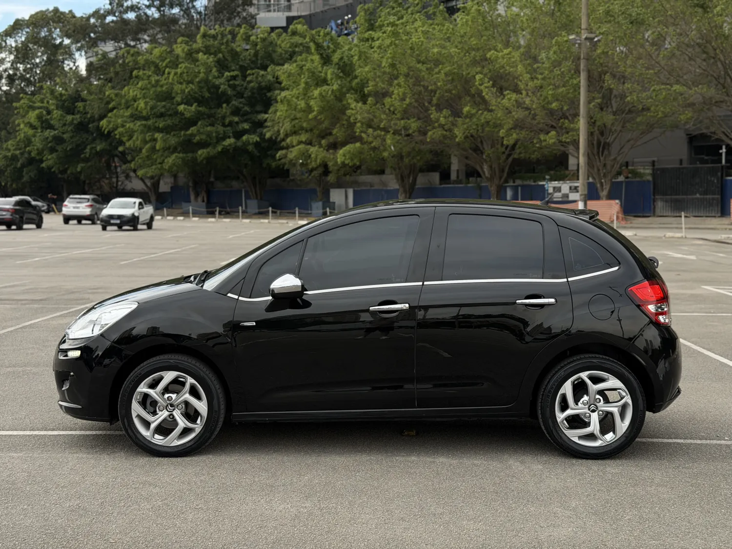 avv-citroen-c3-venda-52c661f-imagem-007