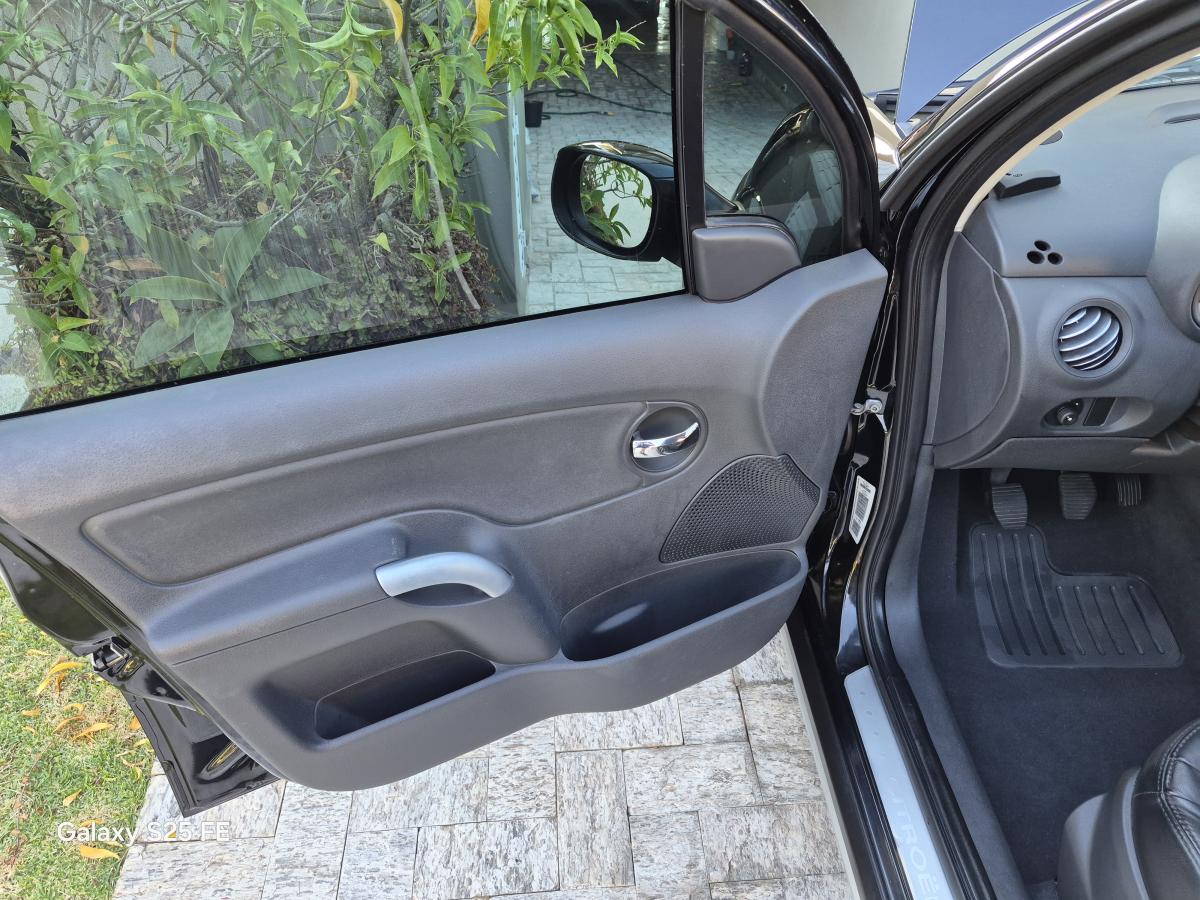 C3 - Foto #8 do anúncio à venda de Carro clássico