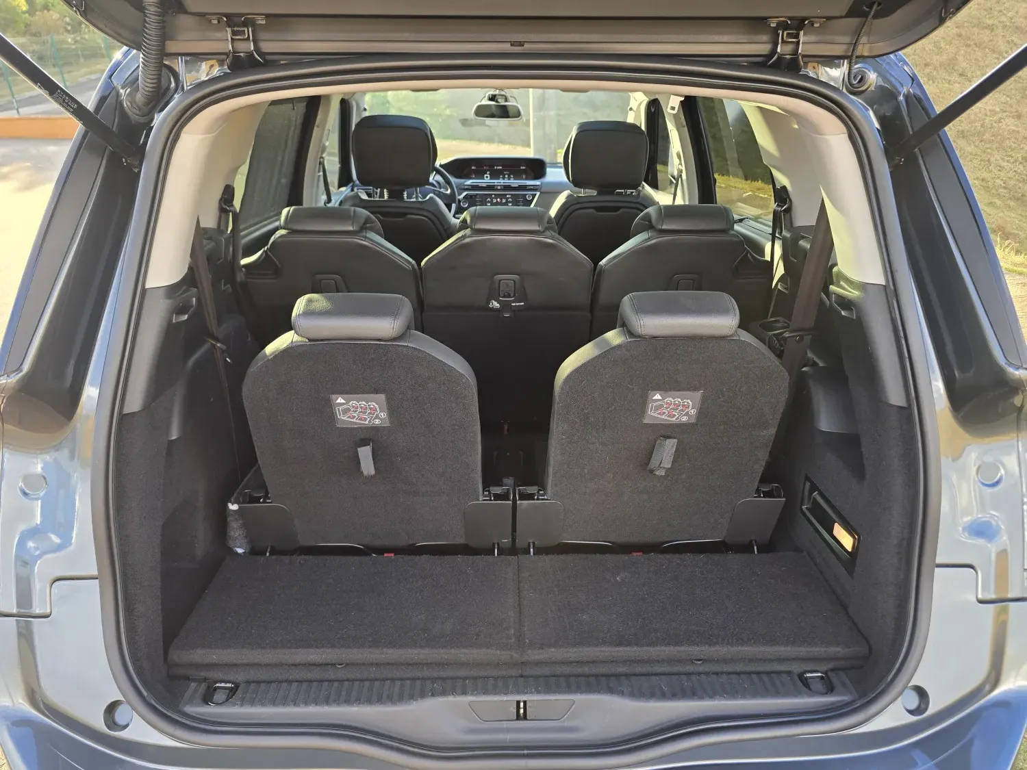 avv-citroen-picasso-venda-65f4bc9-imagem-006