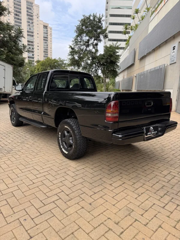 Dakota - Foto #5 do anúncio à venda de Carro clássico