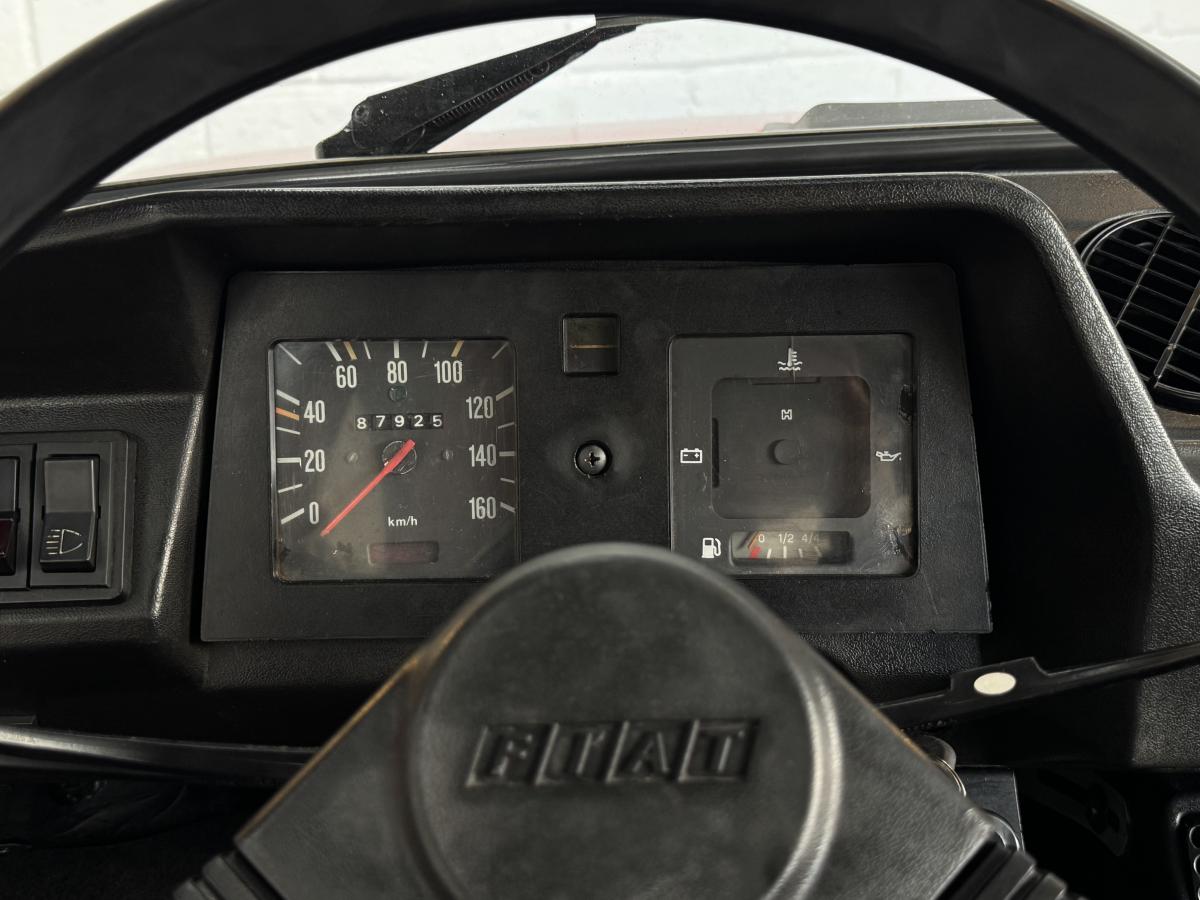 Fiat 147 L - Foto #17 do anúncio à venda de Carro clássico