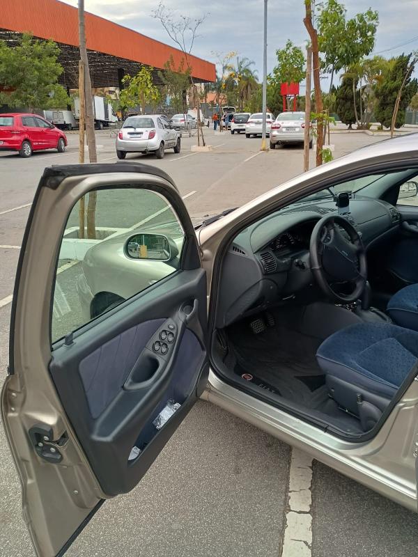 Marea - Foto #3 do anúncio à venda de Carro clássico