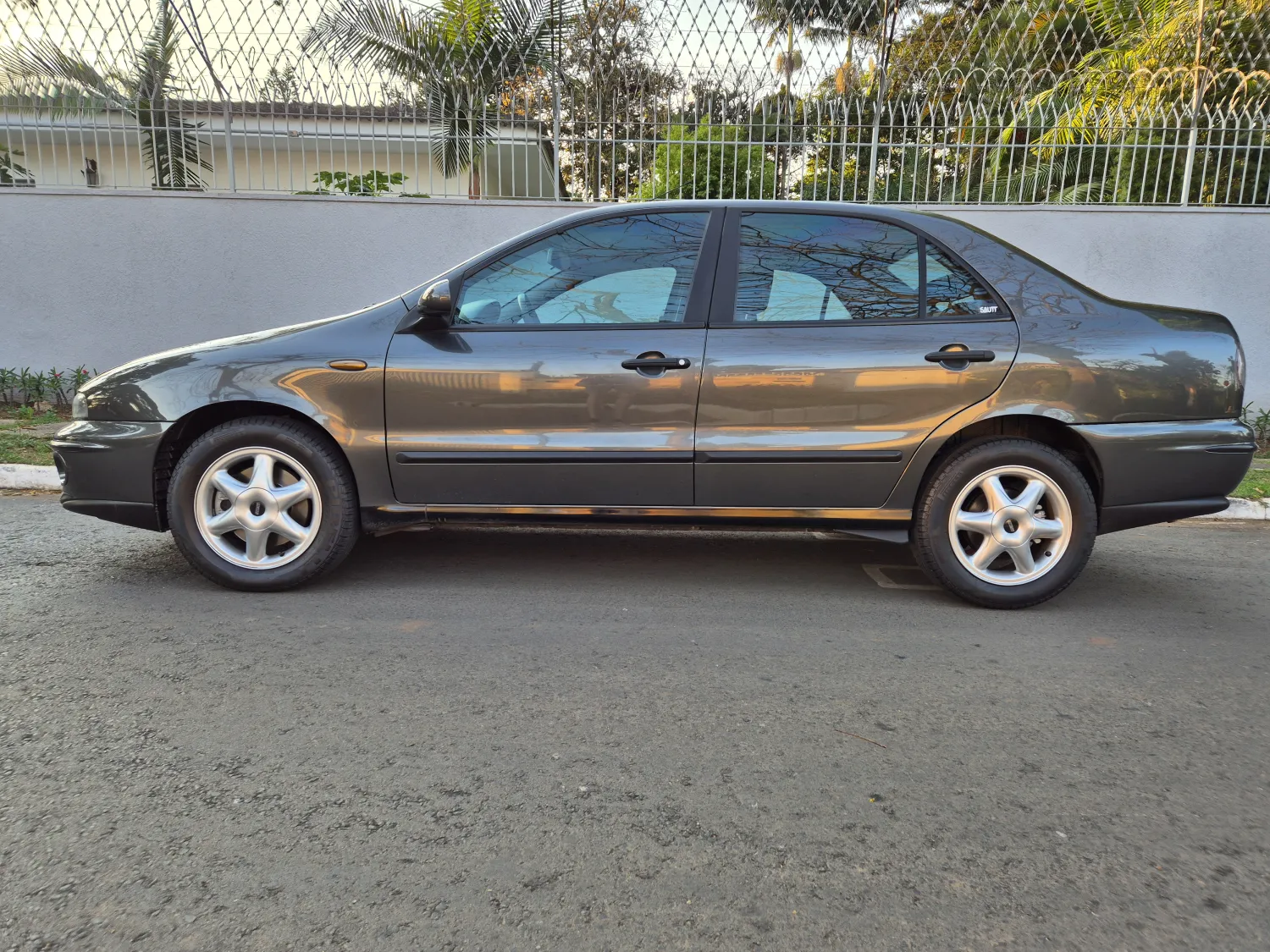 Marea - Foto #5 do anúncio à venda de Carro clássico