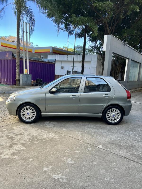 Palio - Foto #2 do anúncio à venda de Carro clássico