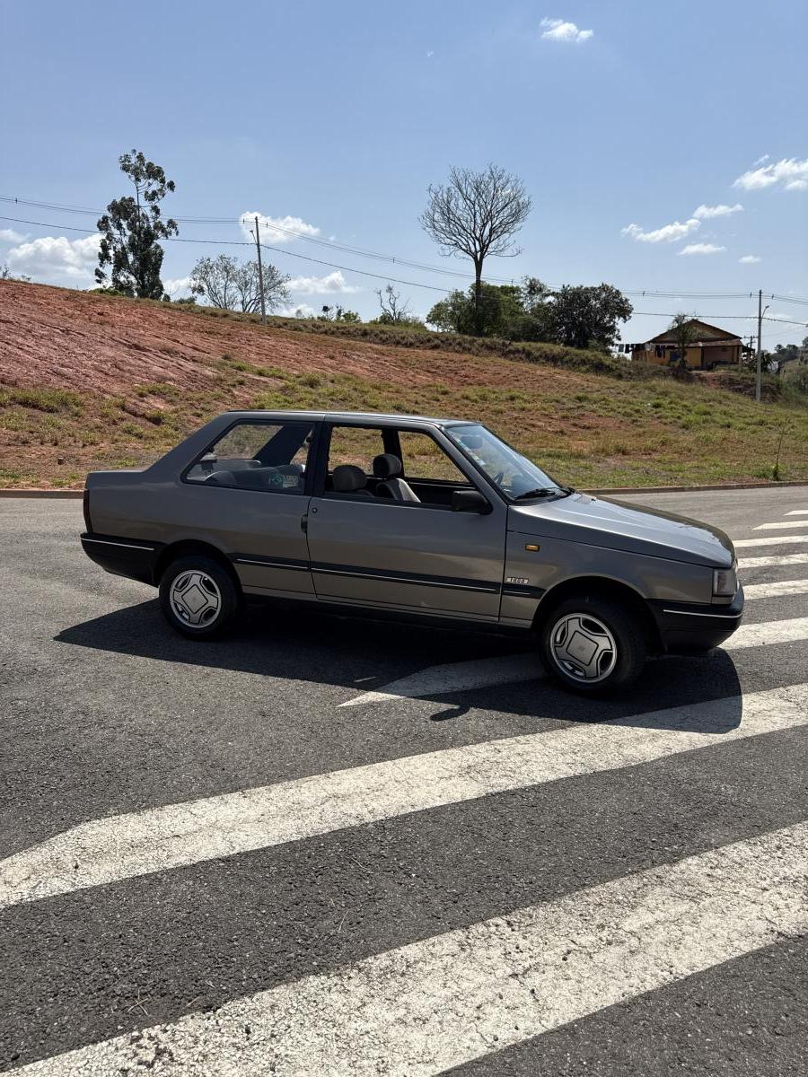 Prêmio - Foto #6 do anúncio à venda de Carro clássico