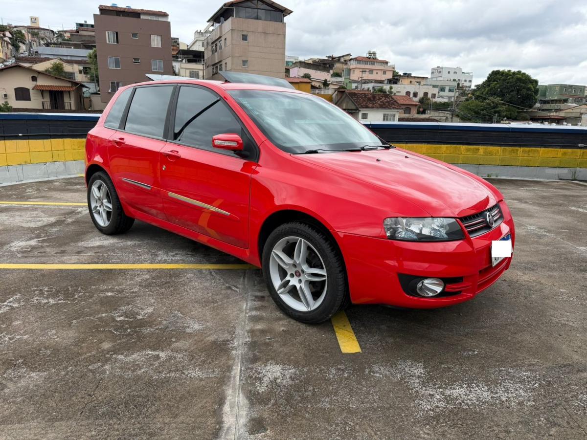 Stilo - Foto #4 do anúncio à venda de Carro clássico