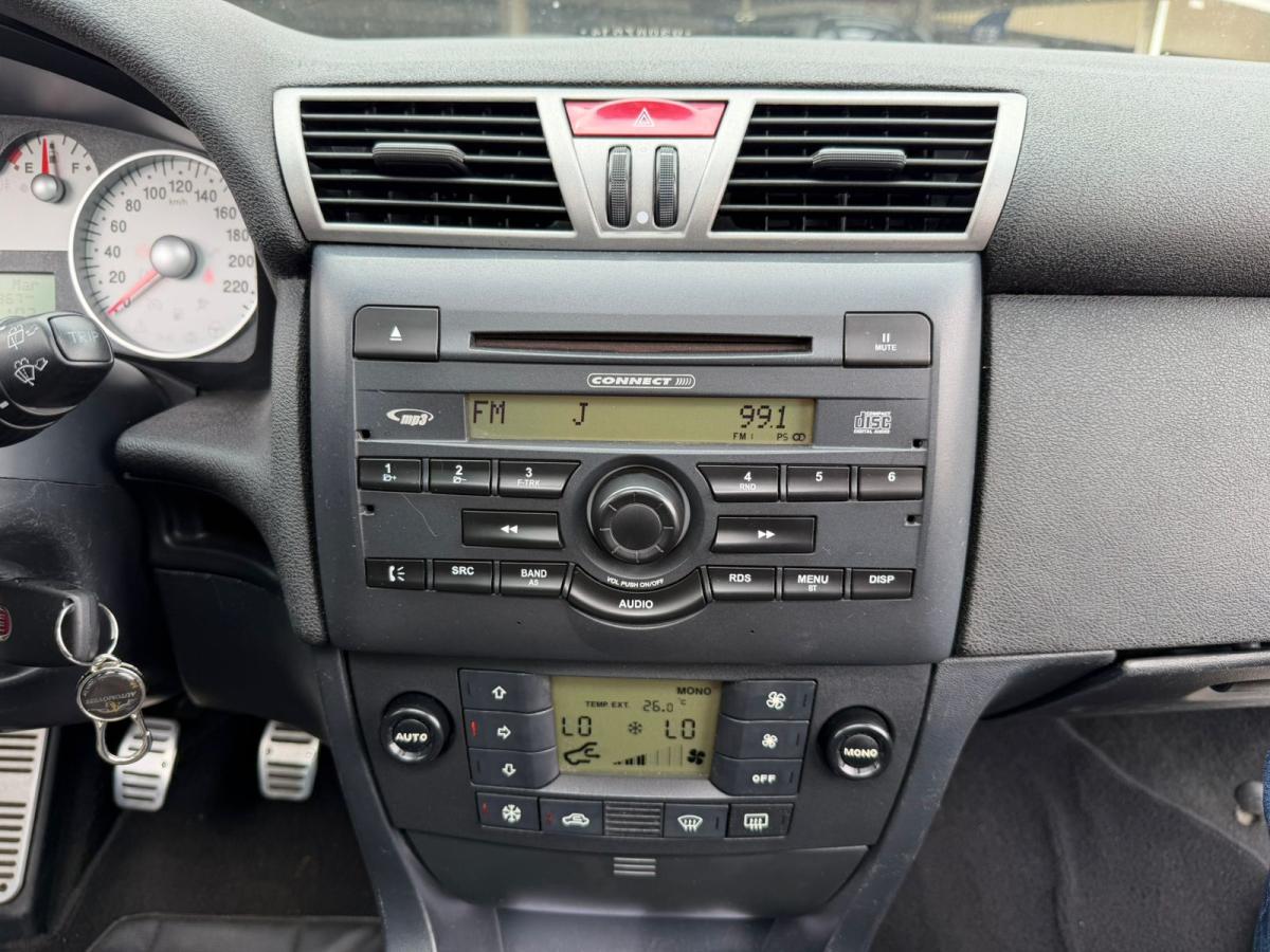 Stilo - Foto #12 do anúncio à venda de Carro clássico