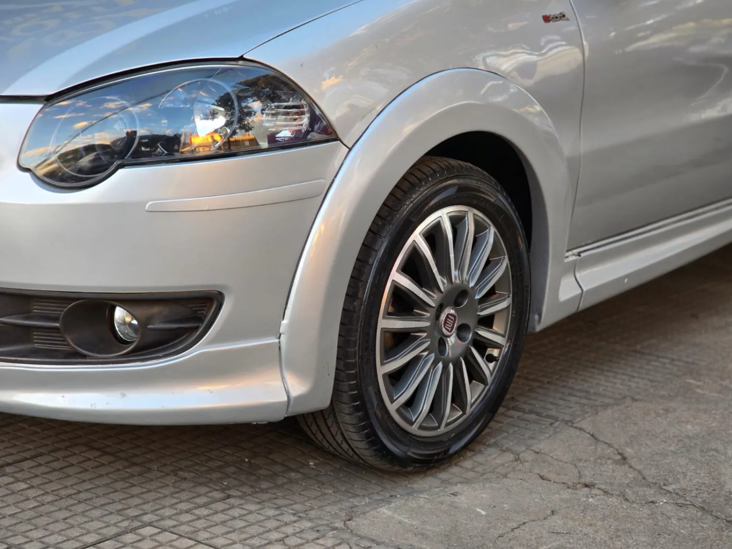 avv-fiat-strada-venda-ed559d0-imagem-006