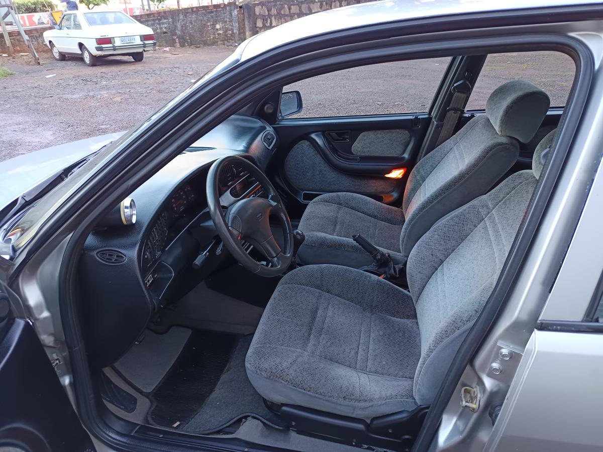Tempra - Foto #12 do anúncio à venda de Carro clássico