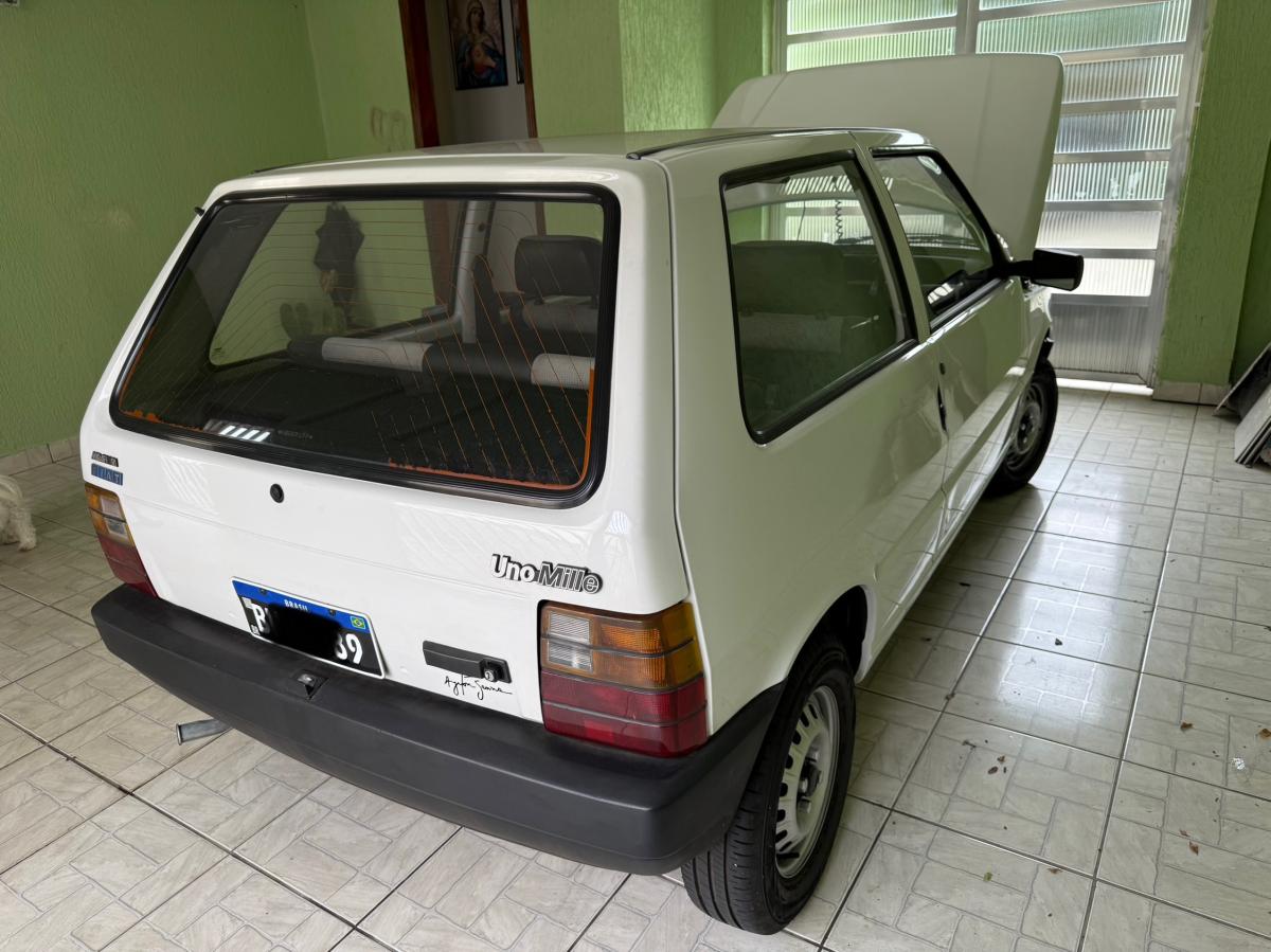 Uno - Foto #12 do anúncio à venda de Carro clássico