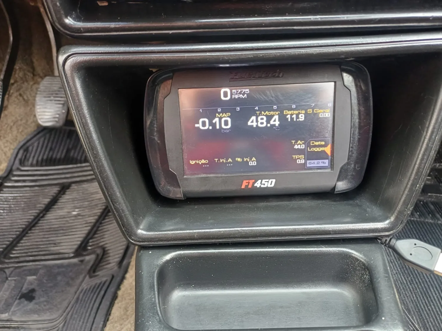 Uno - Foto #7 do anúncio à venda de Carro clássico