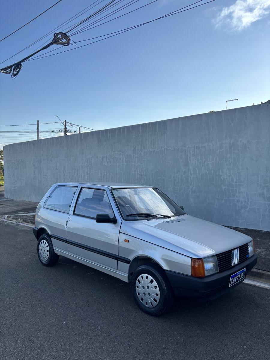 Uno - Foto #10 do anúncio à venda de Carro clássico
