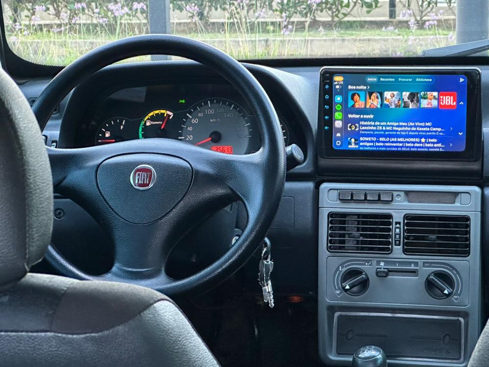 Uno - Foto #2 do anúncio à venda de Carro clássico
