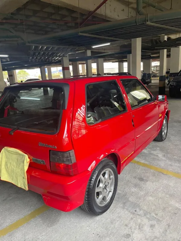 Uno - Foto #15 do anúncio à venda de Carro clássico