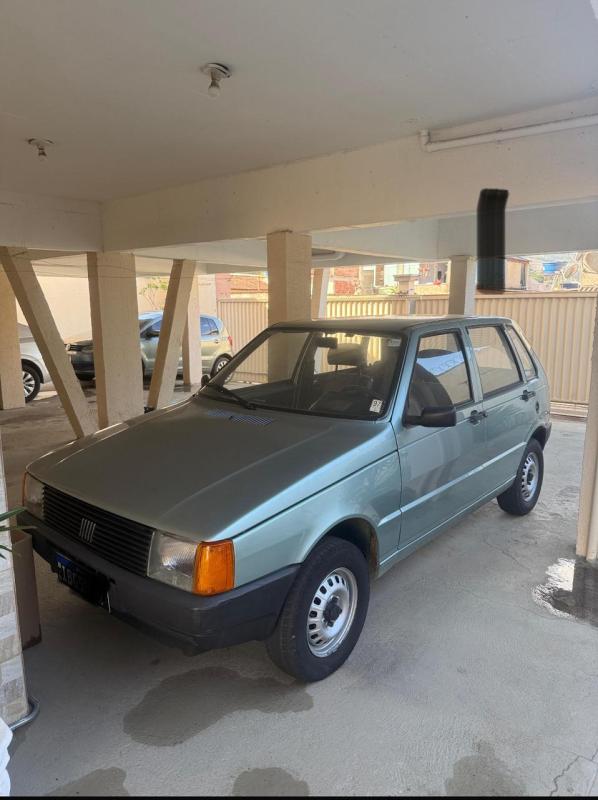 Uno - Foto #4 do anúncio à venda de Carro clássico