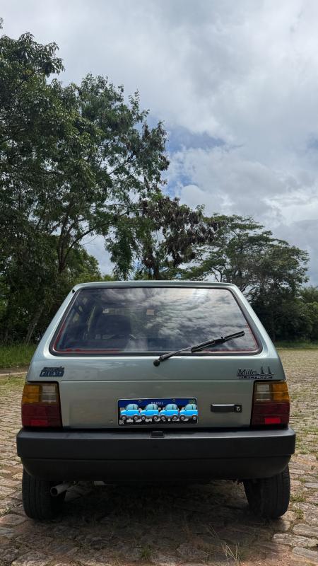 Uno - Foto #10 do anúncio à venda de Carro clássico